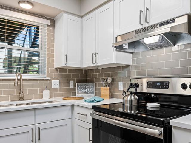 2 BR, 1 BA Apartment 3900 Old Bullard Rd Unit D21, Tyler, TX 75701
