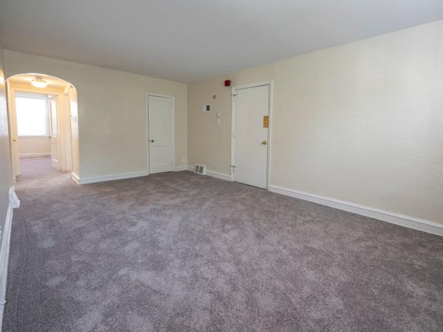 2 BR, 1 BA Apartment 3901 Roosevelt Boulevard Unit 108 06B, Philadelphia, PA 19124
