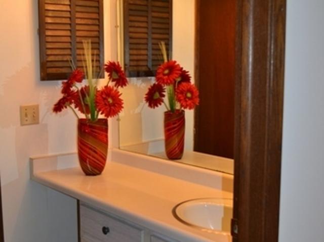 2 BR, 1 BA Apartment 3904 3966 S Tara Hill Dr, Unit 3950, Greenfield, WI 53220