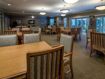2 BR, 1 BA Apartment 3940 S Prairie Hill Ln Unit 1 221, Milwaukee, WI 53228