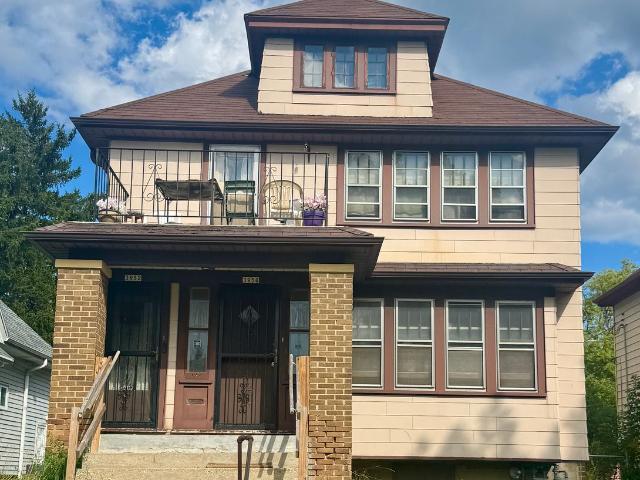 2 BR, 1 BA Apartment 3950 52 North 11th Street, Milwaukee, WI 53206
