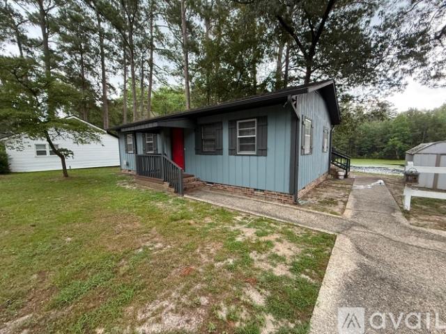 2 BR, 1 BA Apartment 303 Gator Lake Court, Dillon, SC 29536