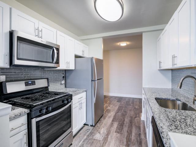2 BR, 1 BA Apartment 3005 Chapel Avenue Unit K08K, Cherry Hill, NJ 08002