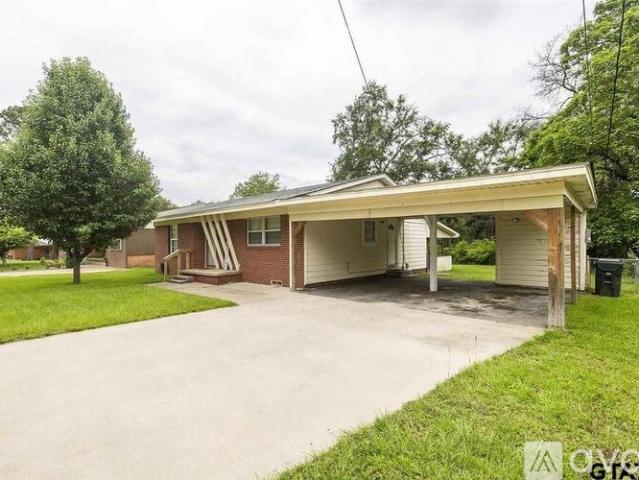 2 BR, 1 BA Apartment 302 Bandera Dr, Tyler, TX 75702