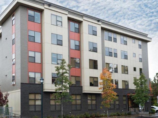 2 BR, 1 BA Apartment 3035 NE Martin Luther King Blvd Unit 306, Portland, OR 97212