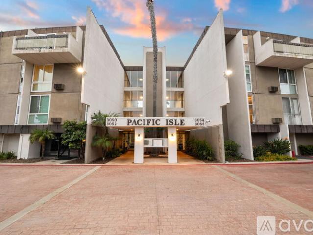 2 BR, 1 BA Apartment 3050 Rue Dorleans, Unit 317, San Diego, CA 92110
