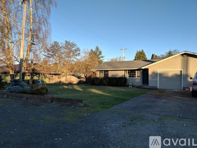 2 BR, 1 BA Apartment 305 SE Atwood Ave, Corvallis, OR 97333