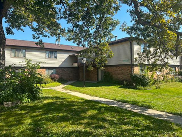 2 BR, 1 BA Apartment 306 29th Street Dr SE, Cedar Rapids, IA 52403