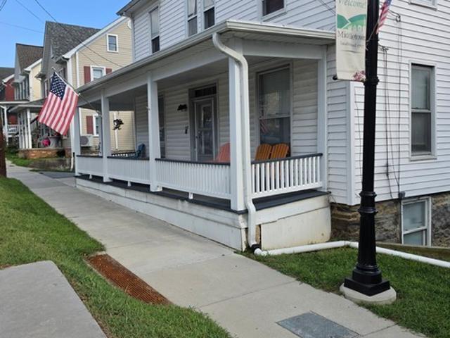 2 BR, 1 BA Apartment 306 W Main St, Unit 3, Middletown, MD 21769