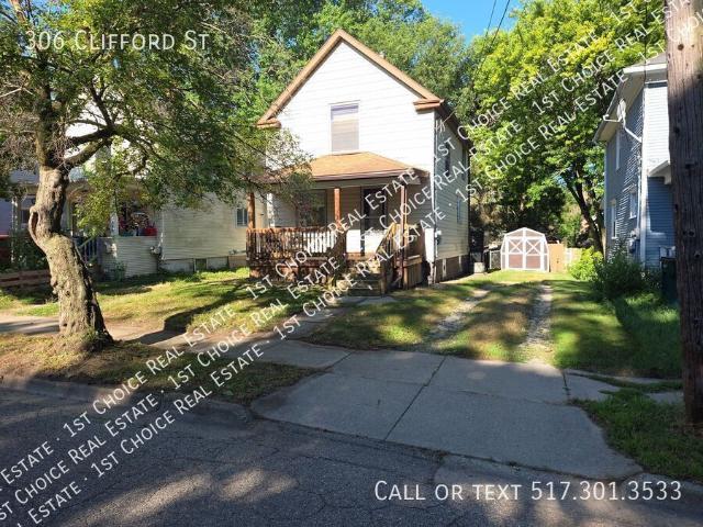 2 BR, 1 BA Apartment 306 Clifford St, Lansing, MI 48912
