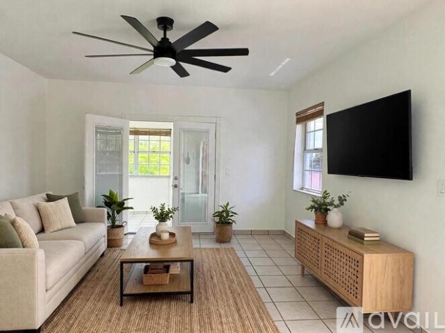 2 BR, 1 BA Apartment 3081 SW 16th Ter, Unit N/A, Miami, FL 33145