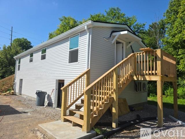 2 BR, 1 BA Apartment 308 Knox Rd, Unit 1, Knoxville, TN 37918