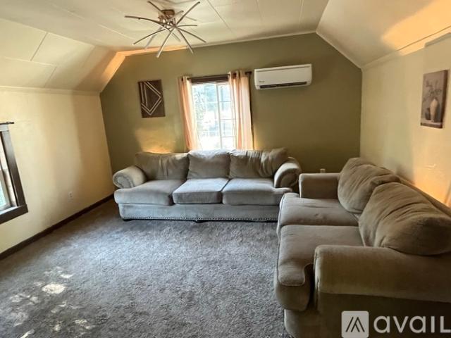 2 BR, 1 BA Apartment 3093 Spanish Ravine Rd, Unit B, Placerville, CA 95667