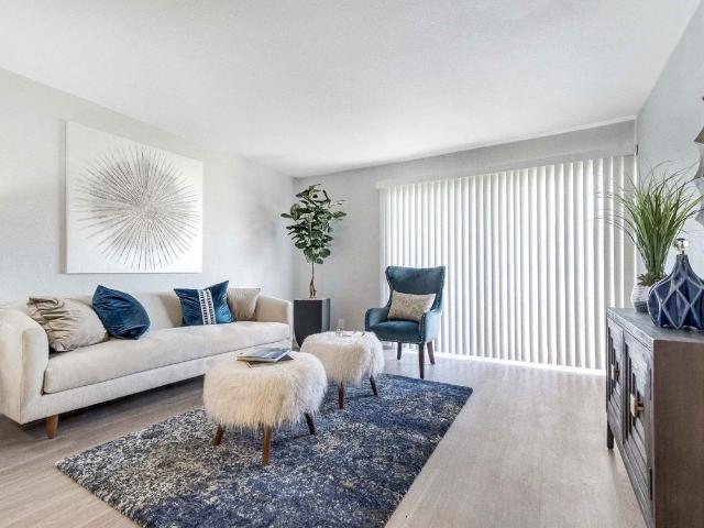 2 BR, 1 BA Apartment 3100 E Park Row Dr Unit 46, Arlington, TX 76010