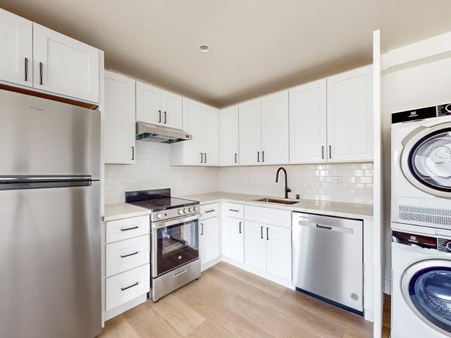 2 BR, 1 BA Apartment 3101 Laguna St, San Francisco, CA 94123