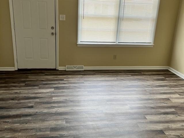 2 BR, 1 BA Apartment 3102 Summit Avenue, Greensboro, NC 27405