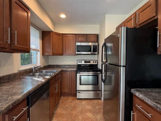 2 BR, 1 BA Apartment 310 E Lincoln Street Apartment, Sheldon, IL 60966