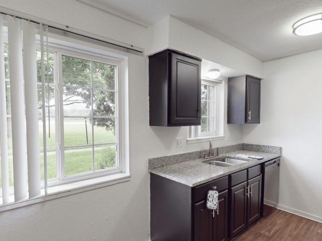 2 BR, 1 BA Apartment 3118 1/2 Plaza Dr NE Unit D24, Grand Rapids, MI 49525