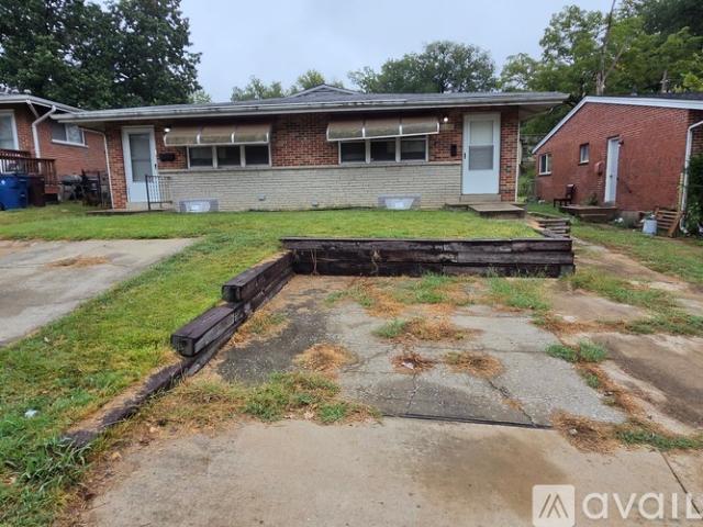 2 BR, 1 BA Apartment 3136 Sherman Dr, Saint Ann, MO 63074