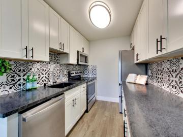 2 BR, 1 BA Apartment 3142 FRUITVALE AVENUE, OAKLAND, CA 94602