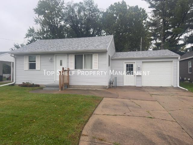 2 BR, 1 BA Apartment 314 E 19 St S, Newton, IA 50208