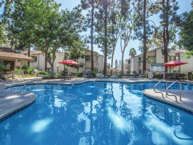 2 BR, 1 BA Apartment 315 North Associated Road Unit 506, Brea, CA 92821