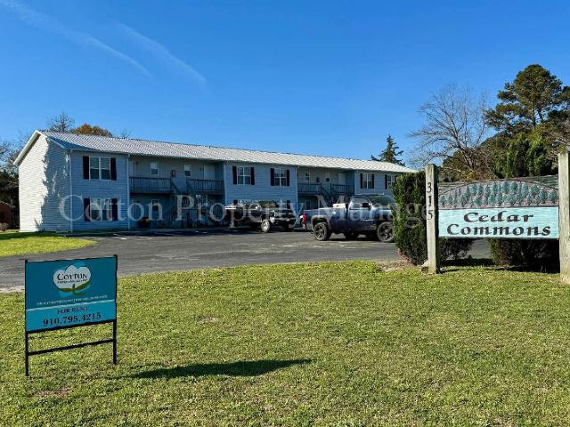2 BR, 1 BA Apartment 315 South Dudley Street, Burgaw, NC 28425