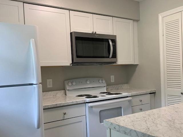 2 BR, 1 BA Apartment 316 3rd StÂ, League City, TX 77573