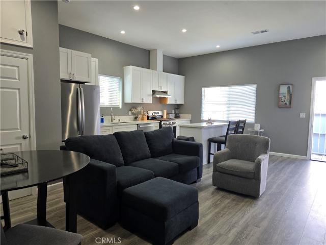 2 BR, 1 BA Apartment 3175 K Street, San Diego, CA 92102