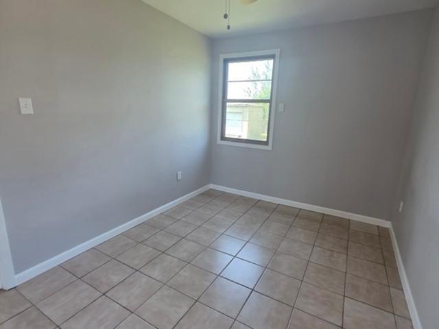 2 BR, 1 BA Apartment 3217 Connecticut Avenue, Kenner, LA 70065