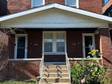 2 BR, 1 BA Apartment 3228 Liberty Street 2F, St. Louis, MO 63111