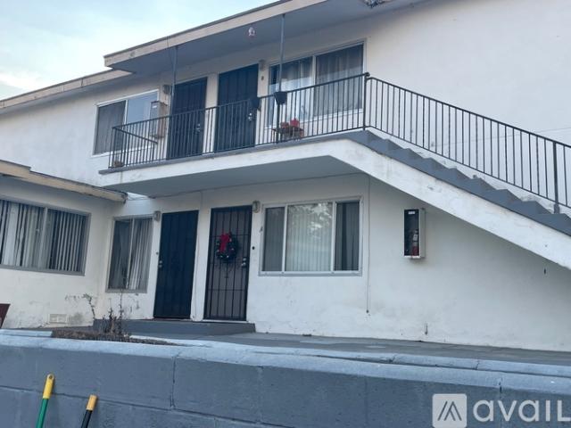 2 BR, 1 BA Apartment 3241 Franklin Ave, Unit E, San Diego, CA 92113