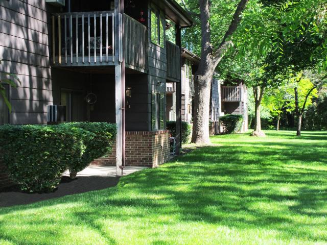 2 BR, 1 BA Apartment 325 South St Lawrence, MI 49064