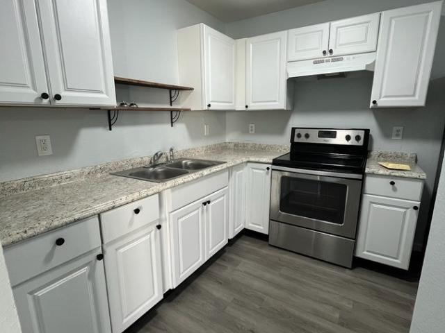 2 BR, 1 BA Apartment 326 Stratford Way 2, Holland, MI 49423