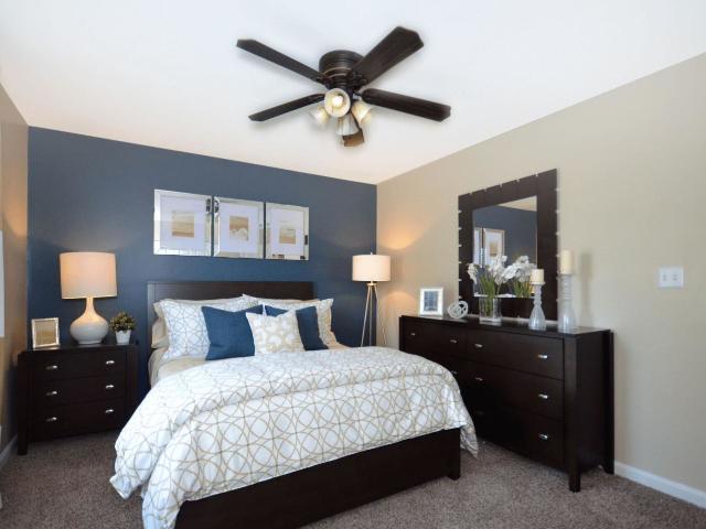 2 BR, 1 BA Apartment 3280 Silver Springs Dr Unit 20, Louisville, KY 40220