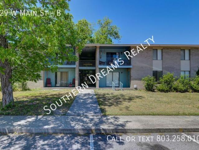2 BR, 1 BA Apartment 329 W Main St, Lexington, SC 29072