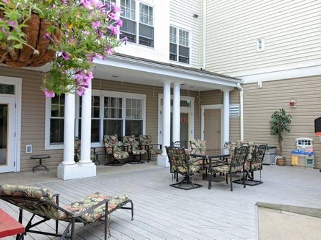 2 BR, 1 BA Apartment 32 Kent Street, Somerville, MA 02143