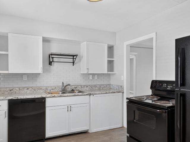 2 BR, 1 BA Apartment 3301 Pinewood Ave Unit 34, Chattanooga, TN 37411