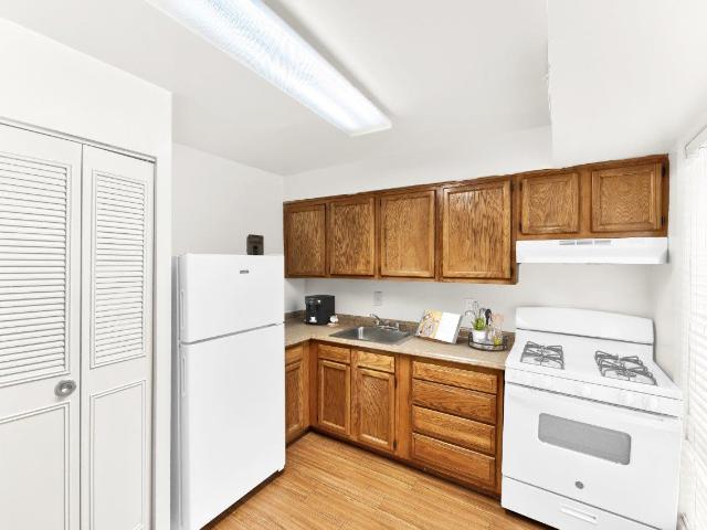 2 BR, 1 BA Apartment 3313 C Street Southeast Unit 3300 103, Washington, DC 20019