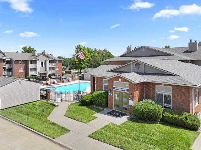 2 BR, 1 BA Apartment 3314 Kennsington Court Unit 2301 2, Manhattan, KS 66503