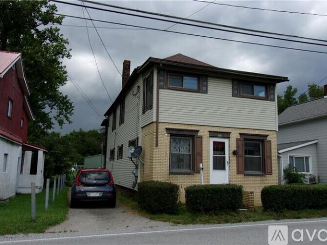 2 BR, 1 BA Apartment 331 Coolspring Jumonvill Rd, Unit B, Hopwood, PA 15445