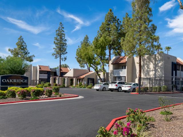 2 BR, 1 BA Apartment 3330 West Greenway Road Unit 1009, Phoenix, AZ 85053