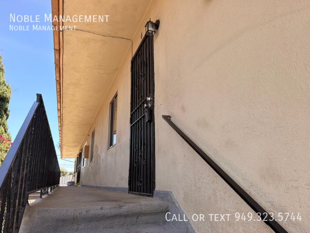 2 BR, 1 BA Apartment 3348 Santa Fe Ave, Long Beach, CA 90810