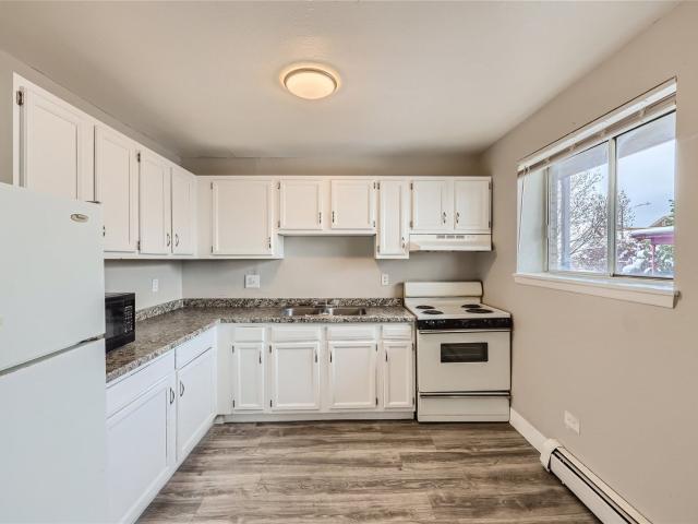 2 BR, 1 BA Apartment 3351 N Lafayette St, Denver, CO 80205