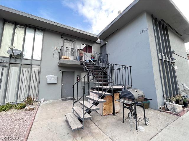 2 BR, 1 BA Apartment 3390 Cambridge St, Las Vegas, NV 89169
