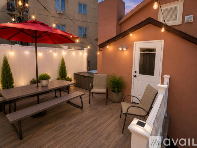 2 BR, 1 BA Apartment 3 Canda Ave, Unit n/a, Kings County, NY 11235