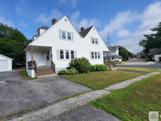 2 BR, 1 BA Apartment 3 Oxford St, Unit B, Sanford, ME 04073