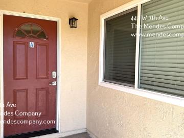 2 BR, 1 BA Apartment 443 W. 7th Avenue, Escondido, CA 92025