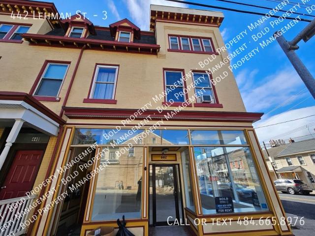 2 BR, 1 BA Apartment 442 Lehman St Lebanon, PA 17046