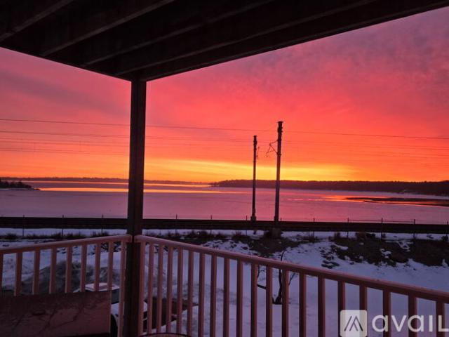 2 BR, 1 BA Apartment 4430 Post Road, Unit C34, East Greenwich, RI 02818